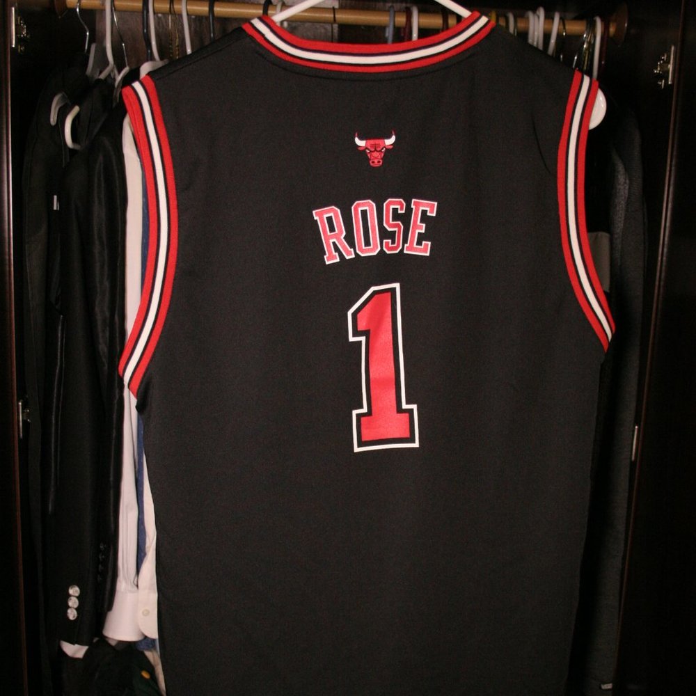 DERRICK ROSE CHICAGO BULLS JERSEY - BLK - KIDS XL